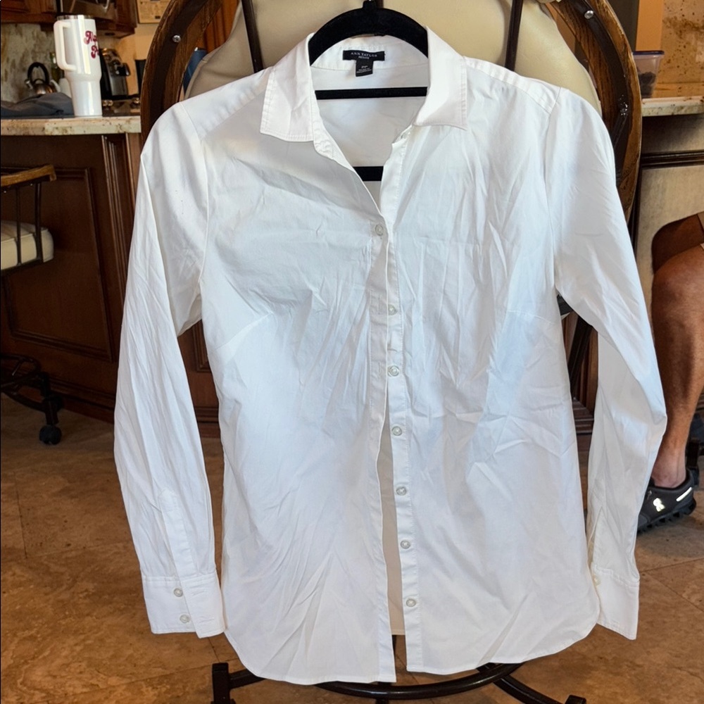 Ann Taylor White Cotton Button Down Shirt Tailored Professional Top
